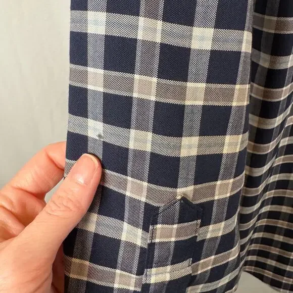 Brooks Brothers Men’s M Button Down Shirt Non Iron Cotton Blue Embroidered 1818 - Picture 5 of 10